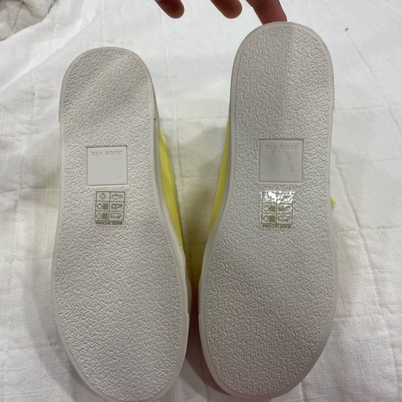 Dolce Vita Zaza Retro Sneakers - Picture 12 of 15